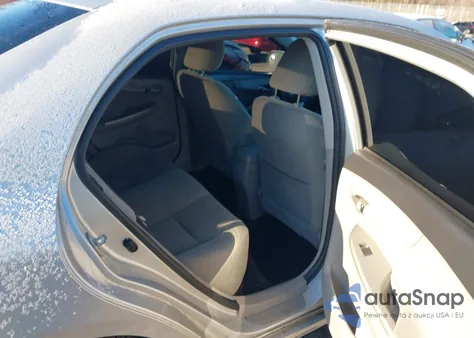 2013 Toyota Corolla Le z USA, uszkodzony, nr VIN 5YFBU4EE3DP157767